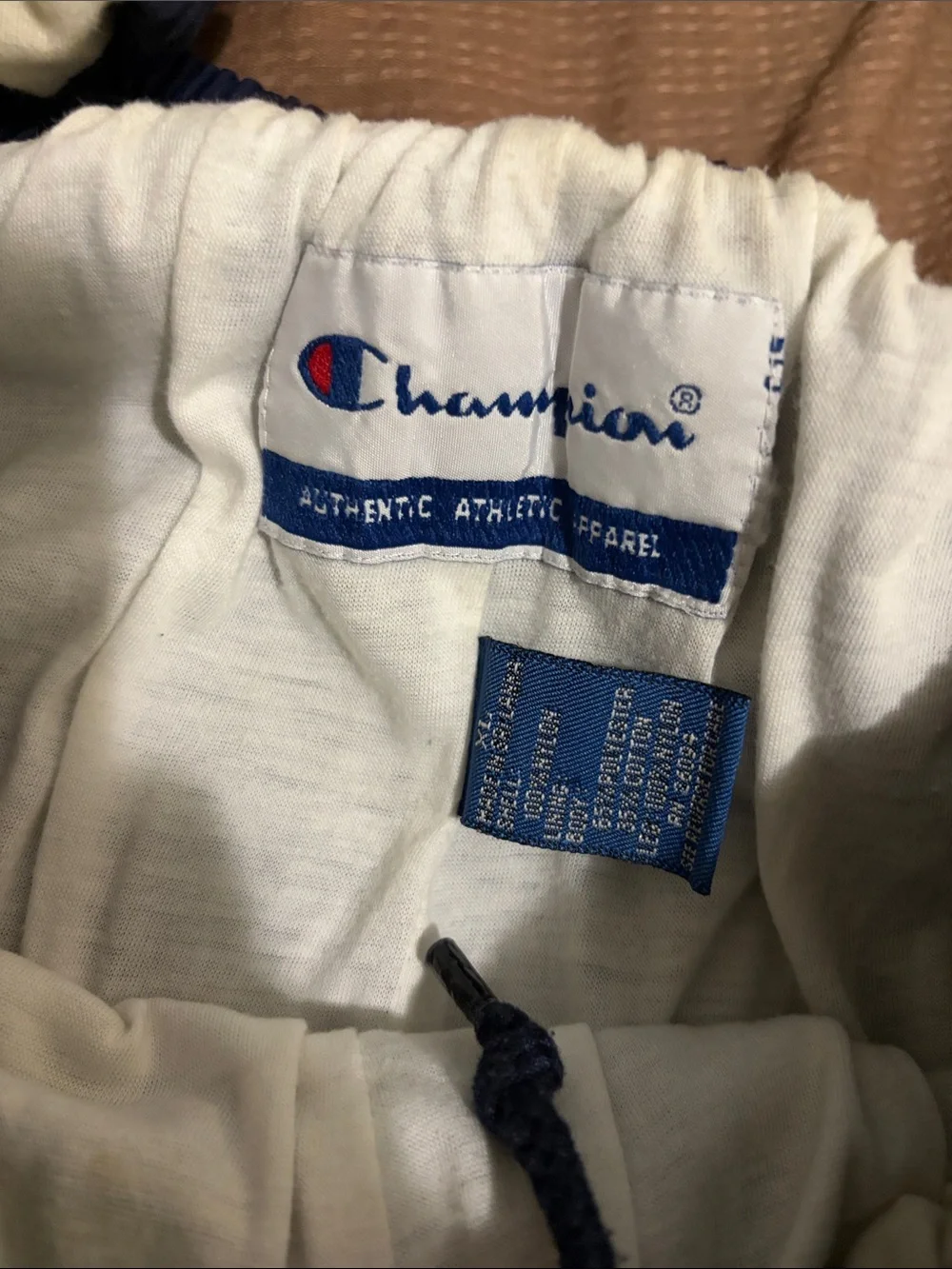 Champion windbreaker illinois